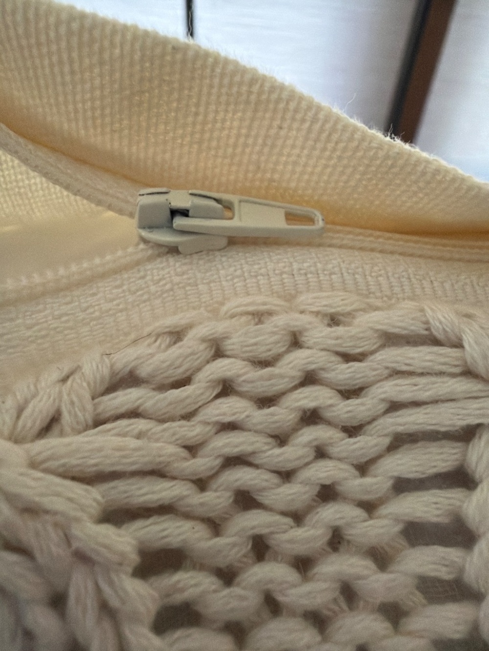 Autumn Hill Cream Cable Knit Embroidered Pumpkin Feather Pillow Exc - Picture 5 of 9